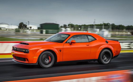  Вин Дизел рекламира адския Dodge Challenger Daemon (видео)