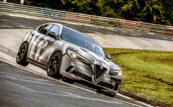 Alfa Romeo Stelvio Quadrifoglio счупи скоростен рекорд на Нюрбургринг (видео)