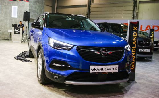 Opel с цели четири премиери в София