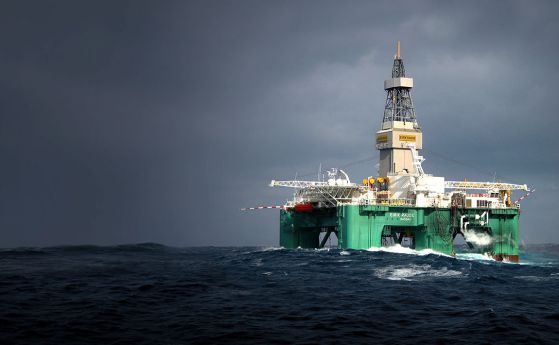Електромобилите не "страхуват" нефтените производители
