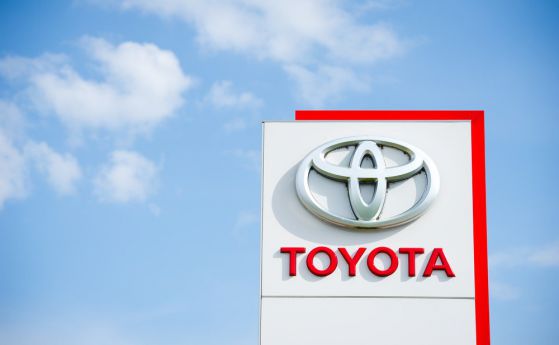 Бос на Toyota вижда гибелта на сегашните двигатели до 2050 година