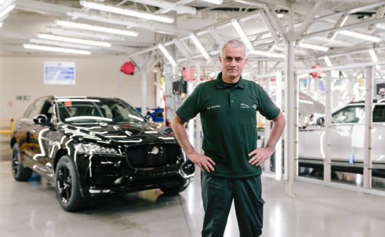Jaguar нае Жозе Моуриньо за един ден (видео)