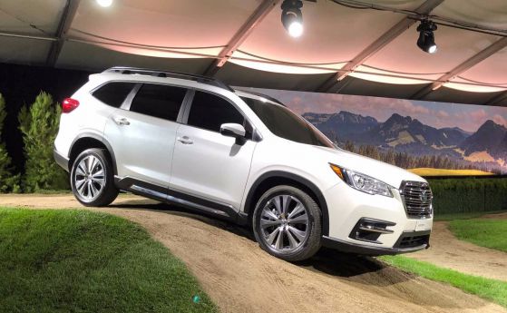 Новият Subaru Ascent е гигантски SUV с 8 места