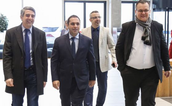 Президент и министър ще работят за автомобилен завод в България
