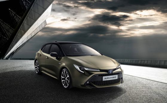 Новата Toyota Auris с две хибридни конфигурации