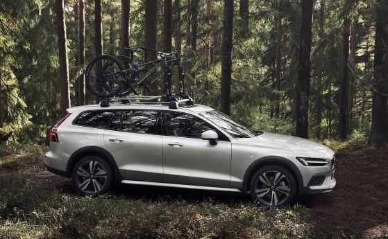 Ето го новото офроуд комби Volvo V60 Cross Country