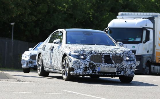Новият Mercedes S-Class: само хибриди и електромобил