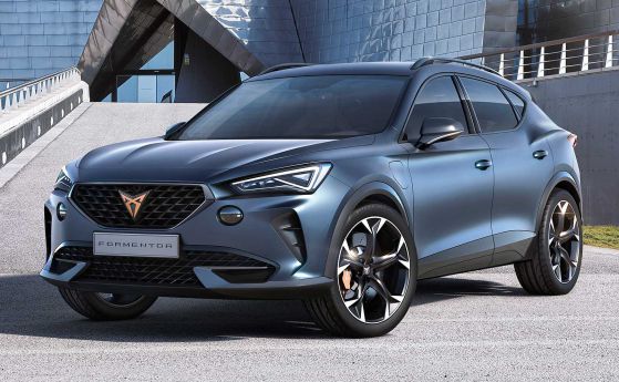 Cupra Formentor е "горещо" хибридно SUV-купе