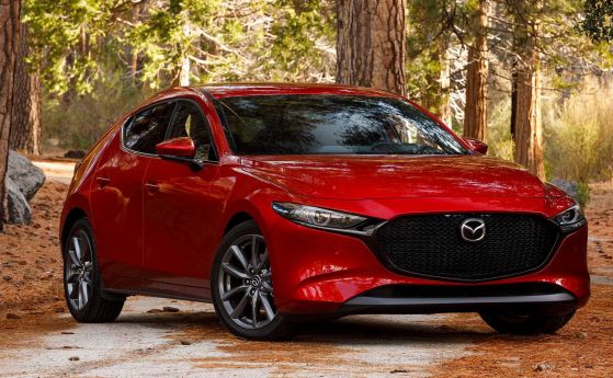 Новата Mazda3 е Световен дамски автомобил на годината