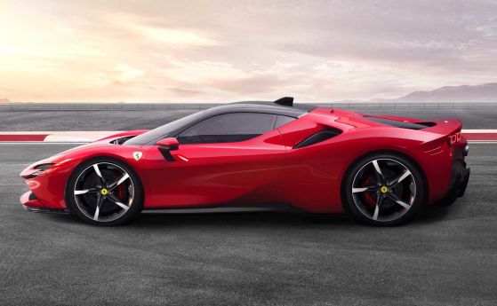 Електрическо Ferrari? Най-рано през 2025 година!