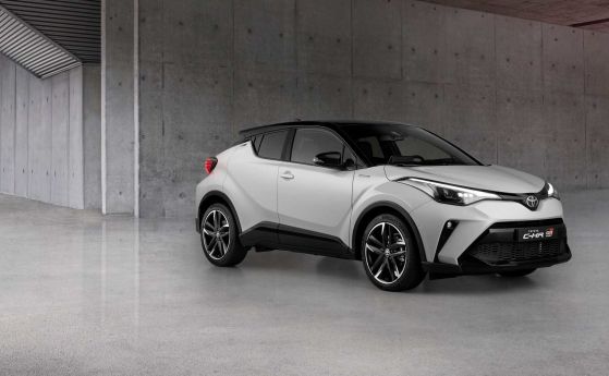 Toyota C-HR GR Sport: нова топверсия на компактния кросоувър
