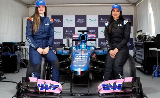 Това са първите жени, шофирали F1 болид в Саудитска Арабия