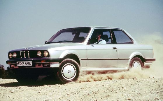 Първото BMW с двойно предаване чукна 40 години