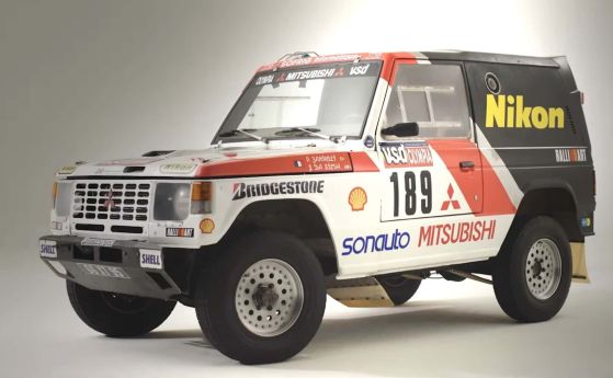 Mitsubishi реставрира първото си шампионско Pajero от "Дакар" (ВИДЕО)