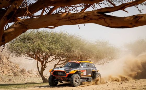Mini надделя над Dacia в етап 1 на „Дакар“ 2026