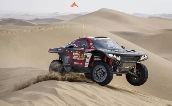 Ал Атия и Dacia си върнаха лидерството в рали Дакар 2026