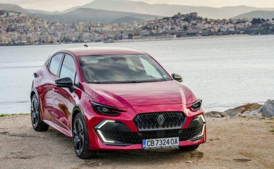 Отличен 6? Тест Renault Clio E-Tech Hybrid