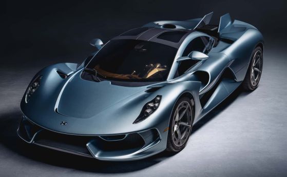 Hennessey Blackbird: завръщането на аналоговата суперкола