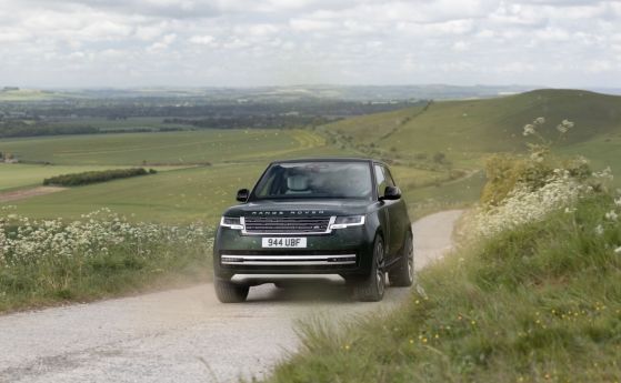 Range Rover влиза в електрическата ера с 550 к.с. и 600 км пробег