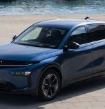 Lancia Gamma се завръща като стилен електрически флагман с до 740 км пробег