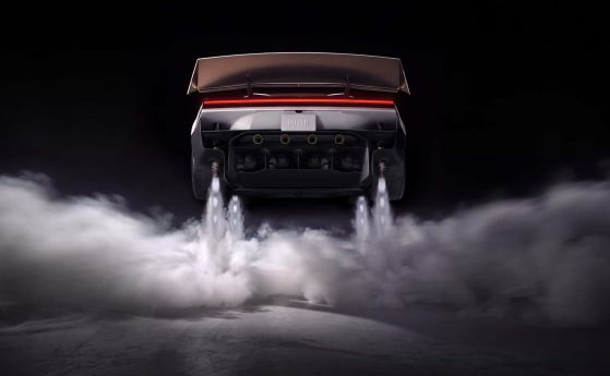 Tesla Roadster най-после е тук: ускорява за 0,81 секунди и може да лети (ВИДЕО)