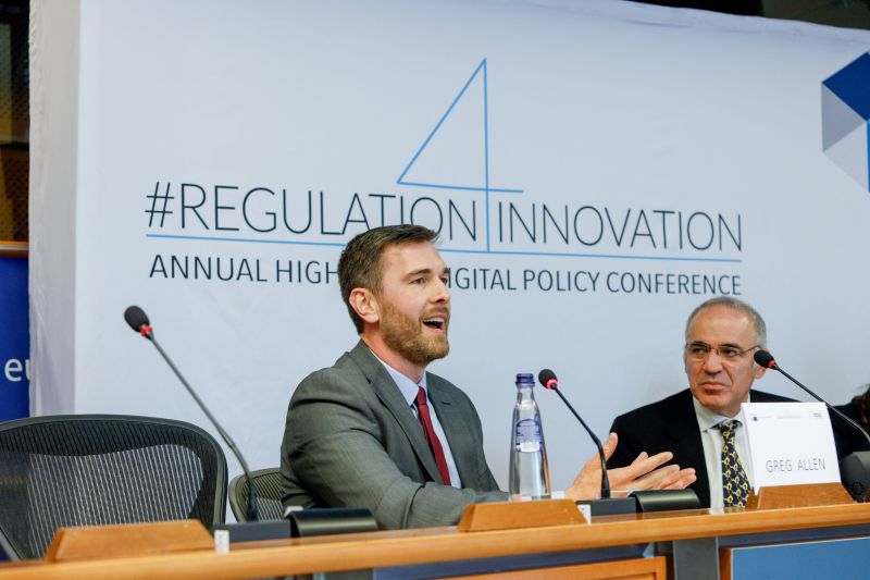 Грег Алън и Гари Каспаров, Regulation4Innovation 2022