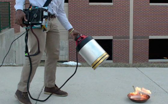 Двама студенти гасят пожари със звук (видео)