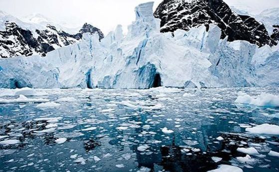 Антарктическите шелфови ледници бързо намаляват