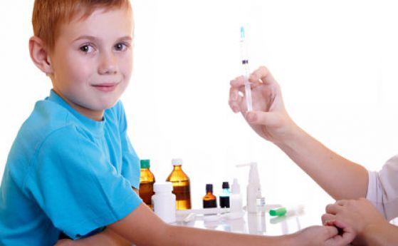 Властите на Калифорния са задължили всички родители да ваксинират децата си