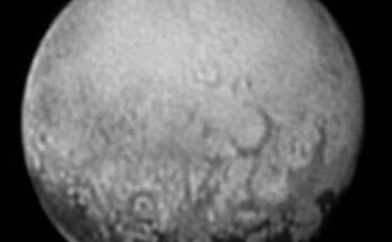 Как да видим Плутон през "очите" на New Horizons