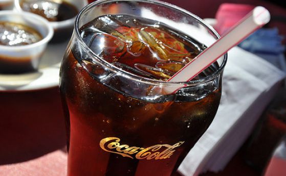 Експерти: вредата от кока-колата се преувеличава