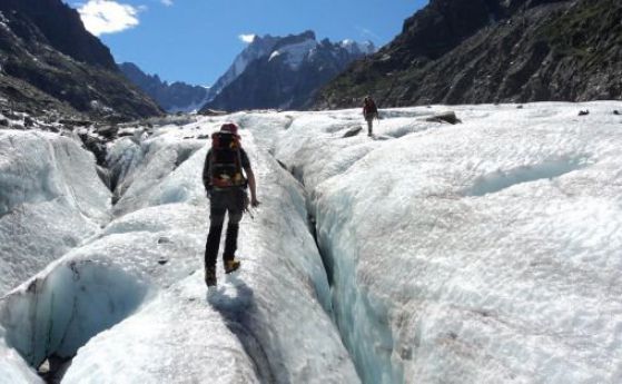 Най-големият ледник във Франция се е стопил с над 3 метра (видео)