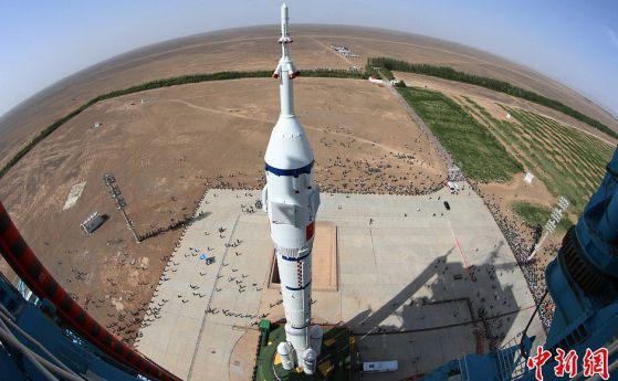 През 2016 г. Китай ще пусне пилотиран космически кораб