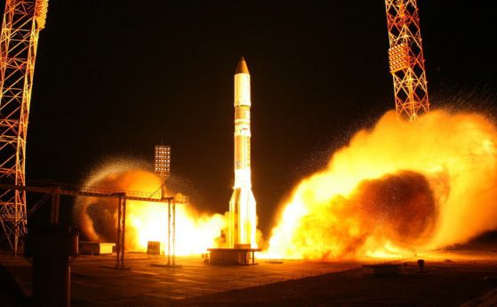 Русия ще работи по създаването на ядрен двигател за космически полети 
