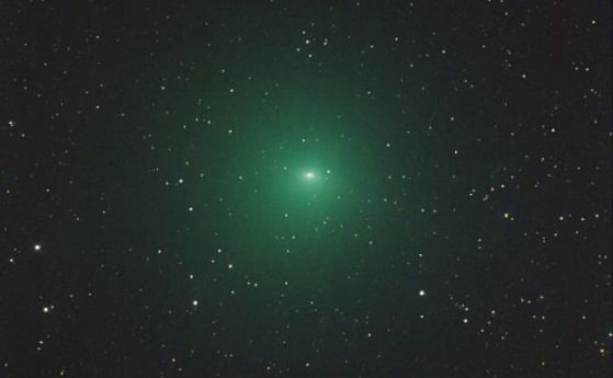 Двойка комети се приближава към Земята 