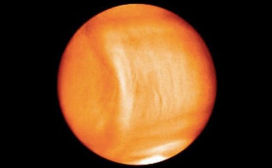 Японският апарат "Акацуки" засне облачна дъга на Венера
