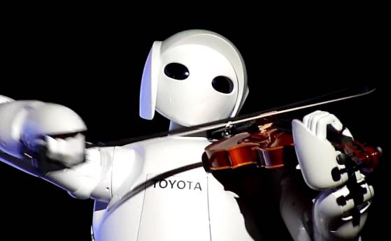 Toyota ще се занимава и с роботика (видео)
