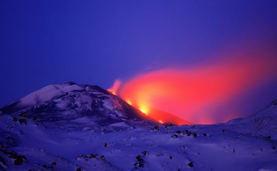 Вулканът Хекла е готов да изригне?