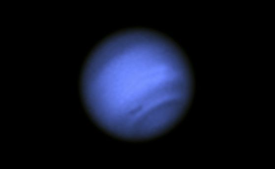 Потвърдиха наличието на тъмно петно върху Нептун