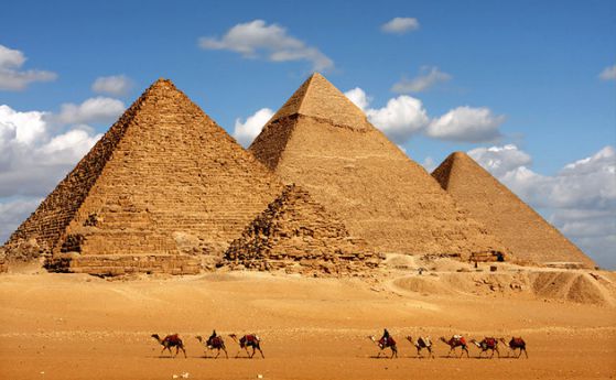 Древен документ разкрива как е построена пирамидата в Гиза