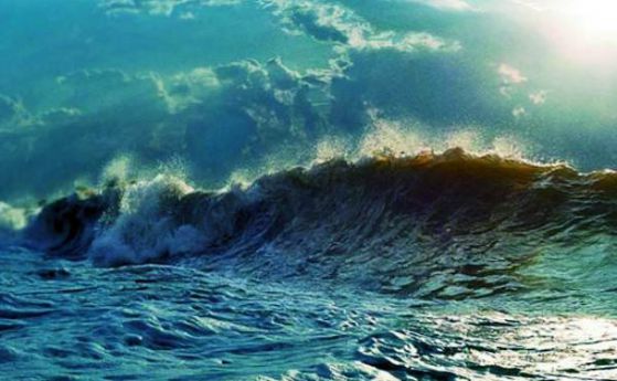 Руски учени: Вълните в Черно море могат да достигнат 20 метра