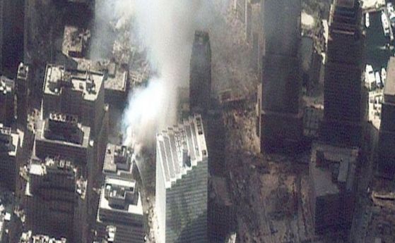 Поглед от космоса на 9/11