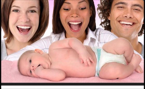 Още две майки са бременни с бебета от трима родители (видео)