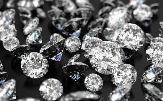 Бихте ли се облекли в диаманти? Или поне в нещо, направено от диамантени нанонишки?