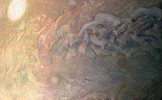 НАСА обяви конкурс за най-добро място за снимки на Юпитер