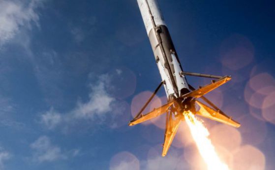 На живо: Вторият опит на SpaceX за излитане и приземяване на ракетата си на сушата (стрийм)