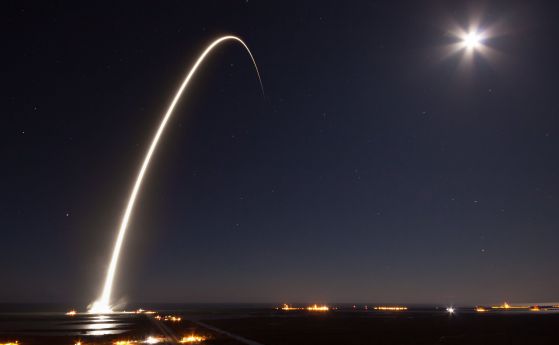 На живо: Първият повторен старт на първа степен на Falcon 9 (стрийм)