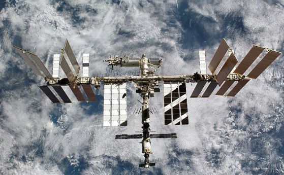Русия планира нова космическа станция с Китай, след като напусне МКС