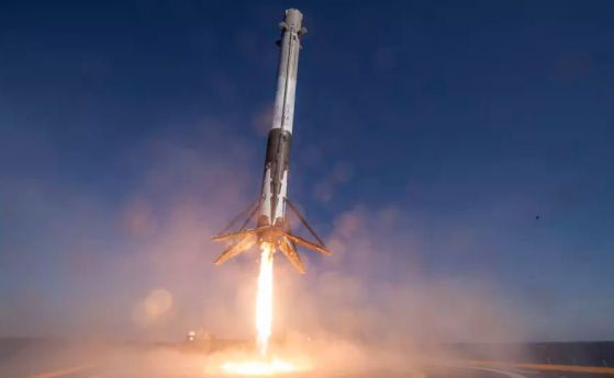 SpaceX спести 50% от разходите си с повторното използване на ракетата си