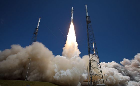 На живо: Старт на  ракетата Atlas V към МКС (видео)
